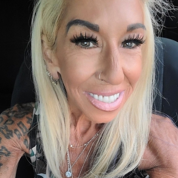 Jewelry, sterling silver and gold earrings - Picture 2 of 16